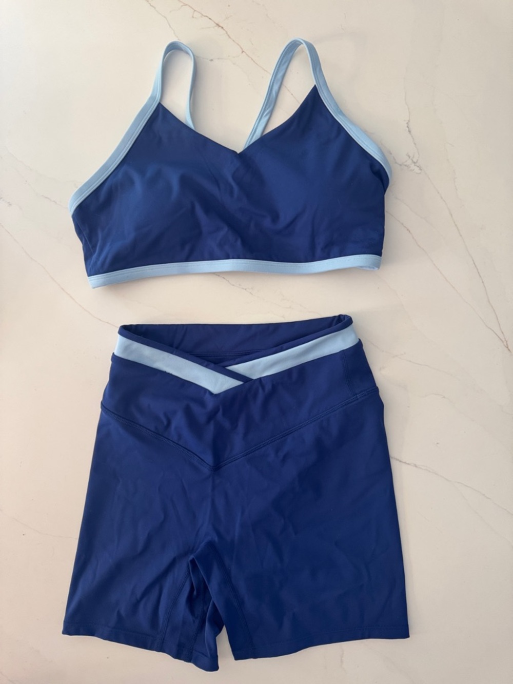 Aoxjox Blue Two-Piece Active Set with Light Blue Trim